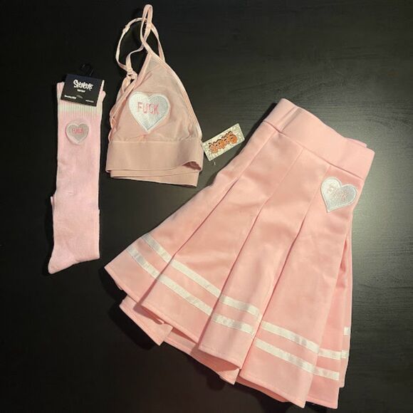 NWT Spencer's Light Pink Heart Set Bra Skirt & Socks Kawaii Outfit Size Small - Picture 1 of 6